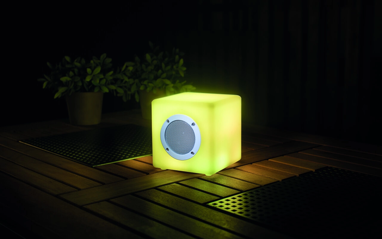 Lampe de table Cube 15 RGB avec haut-parleur GardenLights 5907800857511