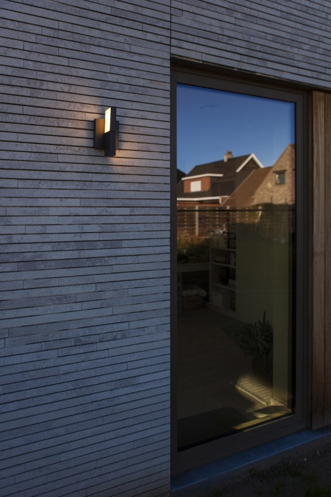 Lampe murale unique Twisto gris Lutec 6939412018157