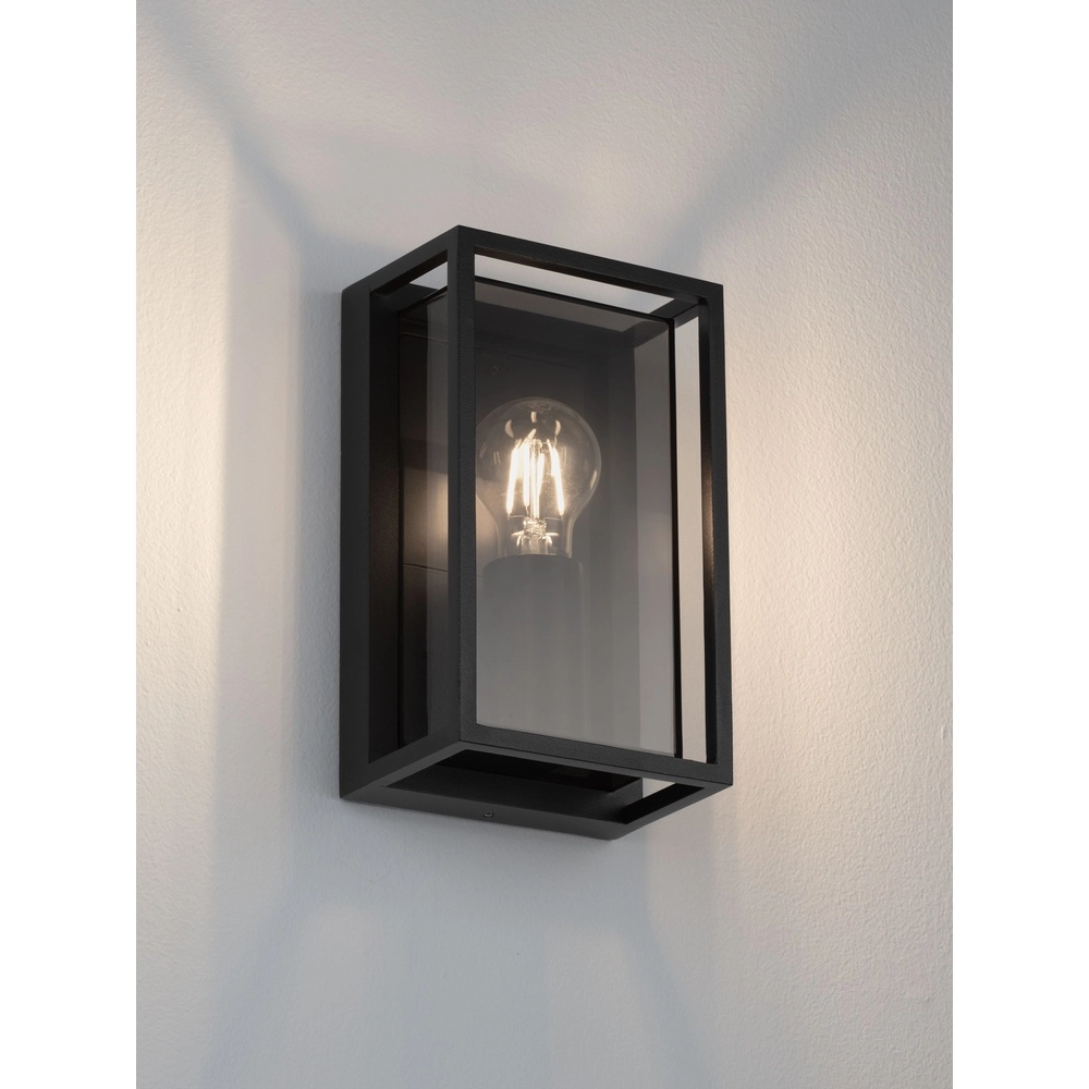 Lampe murale noire Bonn pour l’extérieur Lyora 5212017496591