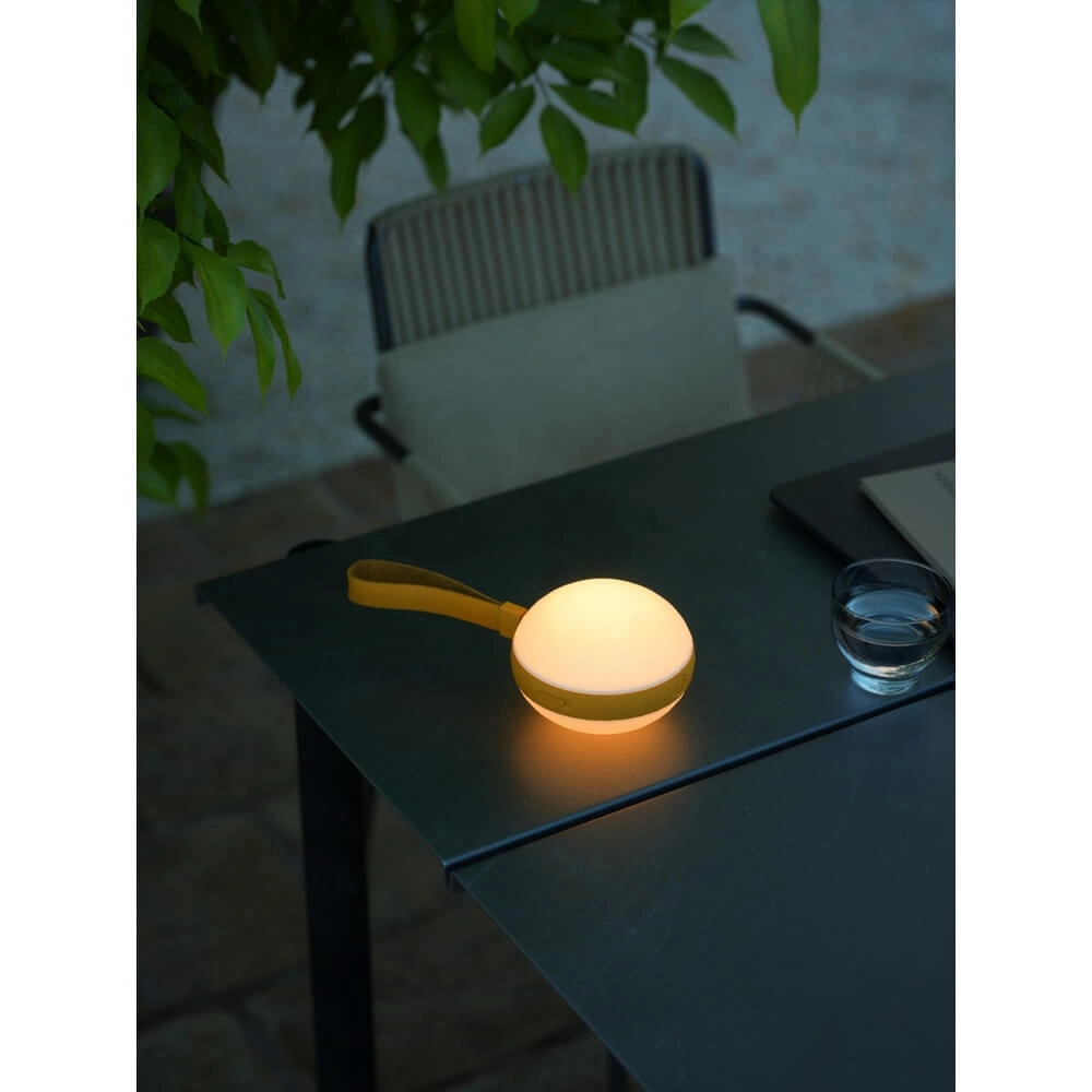 Lampe de table élégante Bring To-Go jaune Ø 12cm Nordlux 5704924014758