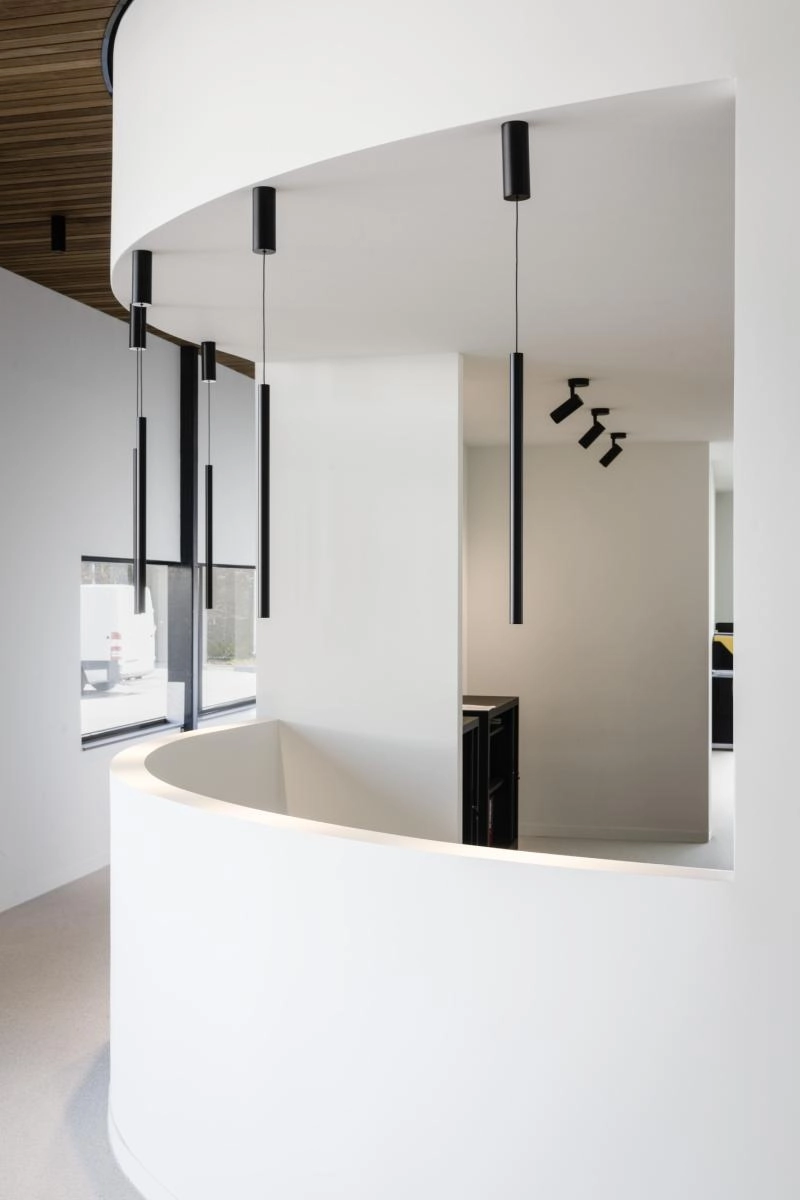 Spot en saillie Numinos M noir 3000K - 60 deg SLV 4024163243544