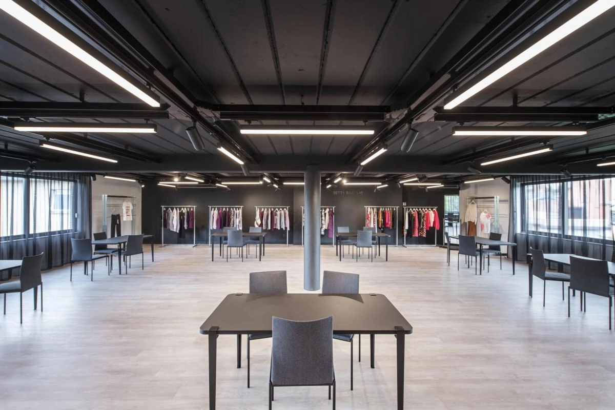 Railspot 3-phasé Numinos Zoom M Dali noir 3000K - 15 deg SLV 4024163261975