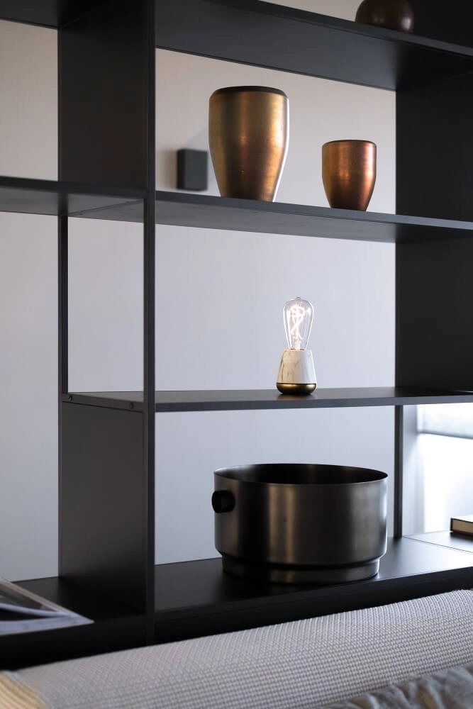 Lampe de table rechargeable One White Marble Humble 7446023294270