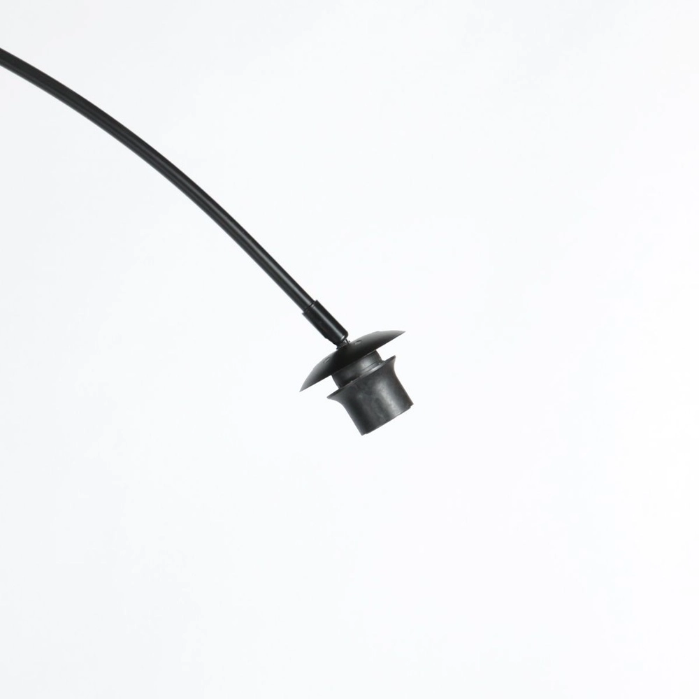 Lampe à arc Curve noir avec capuche en rotin Steinhauer 8712746179576