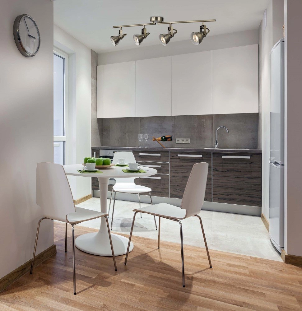 Spot monté en surface antique Focus 4 lumières Searchlight 5053423019451