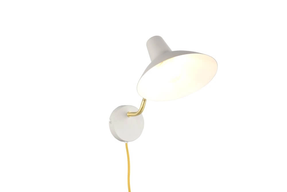 Lire l'applique murale Traveller blanc Trio 4017807613766