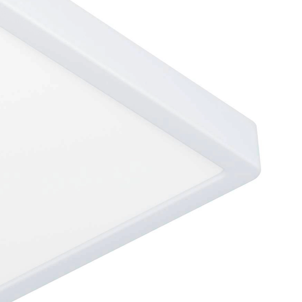 Plafonnier blanc Fueva 5 28,5 sur 28,5 cm Eglo 9008606244911