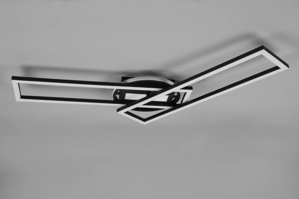 Plafonnier LED orientable Twister noir Trio 4017807540581