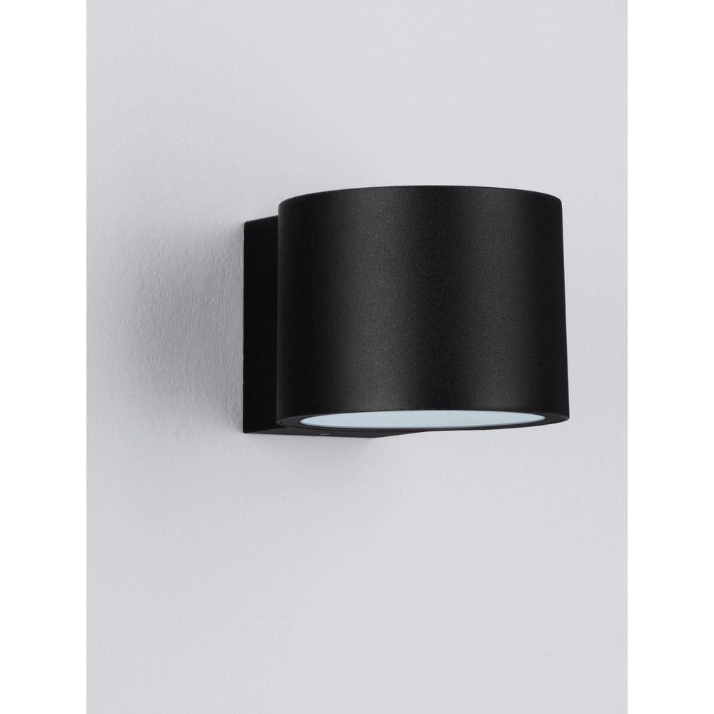 Spot mural design Beta Noir vers le bas Lyora 5212017453464