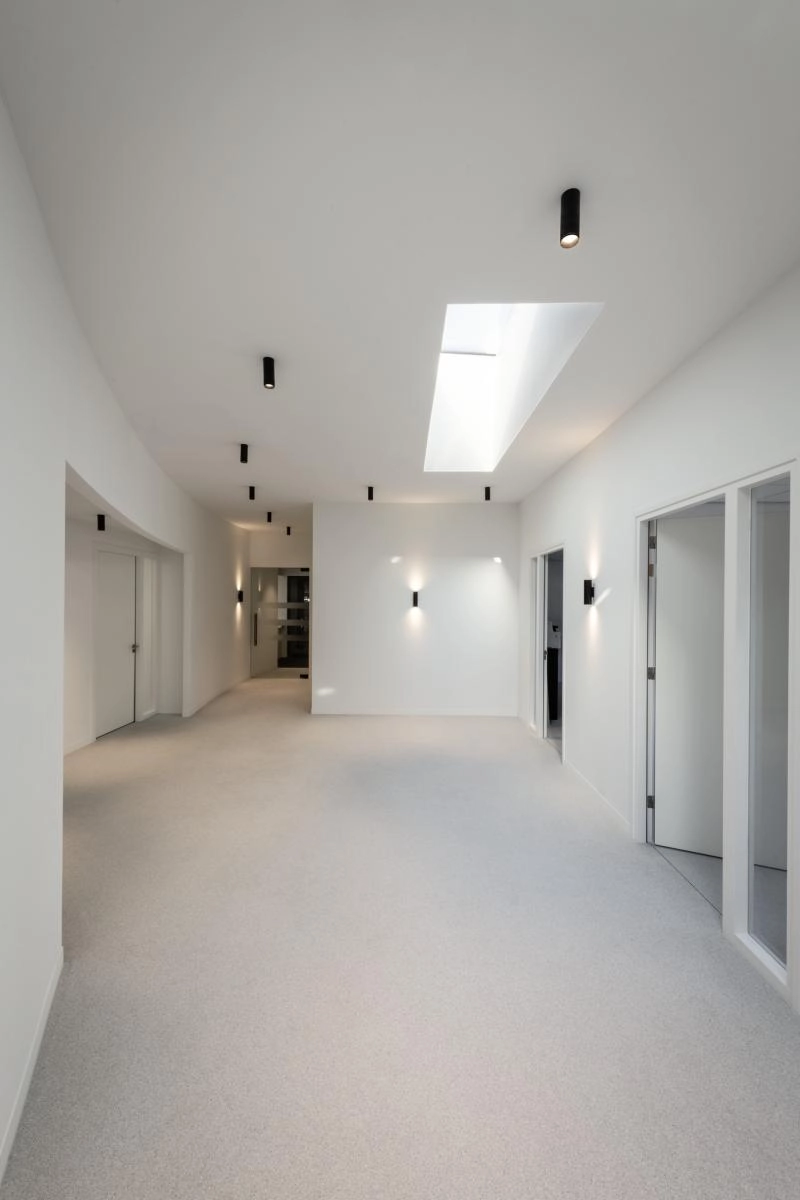 Spot en saillie Numinos L cylindre noir 3000K - 36 deg SLV 4024163244732