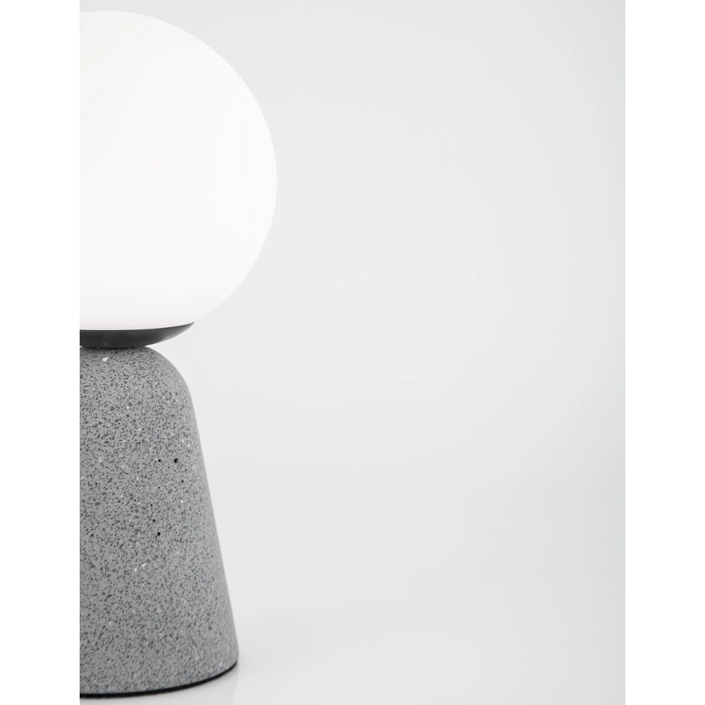Lampe de table design Zero gris Lyora 5212017427779