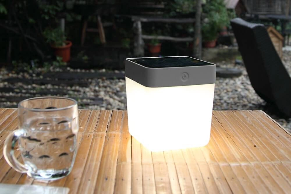 Lampe de table solaire Table Cube carré Lutec 6939412082721
