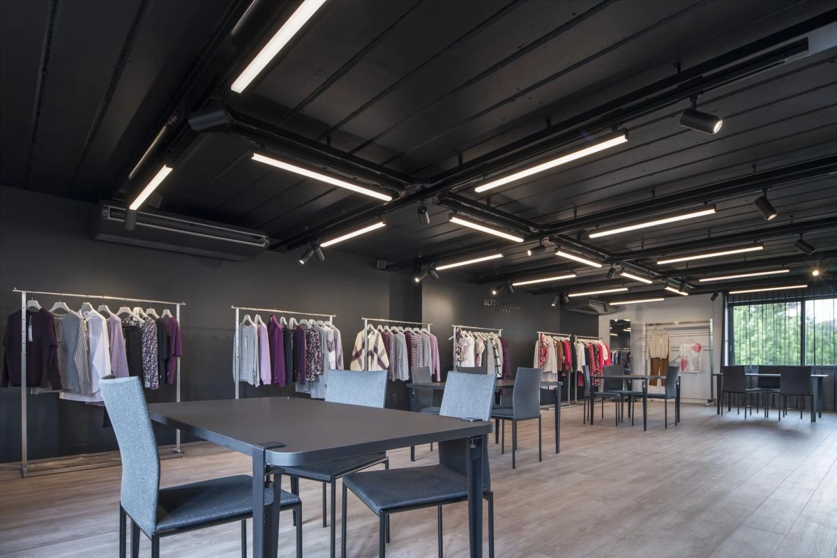 Railspot 3-phasé Numinos Zoom M Dali noir 3000K - 15 deg SLV 4024163261975