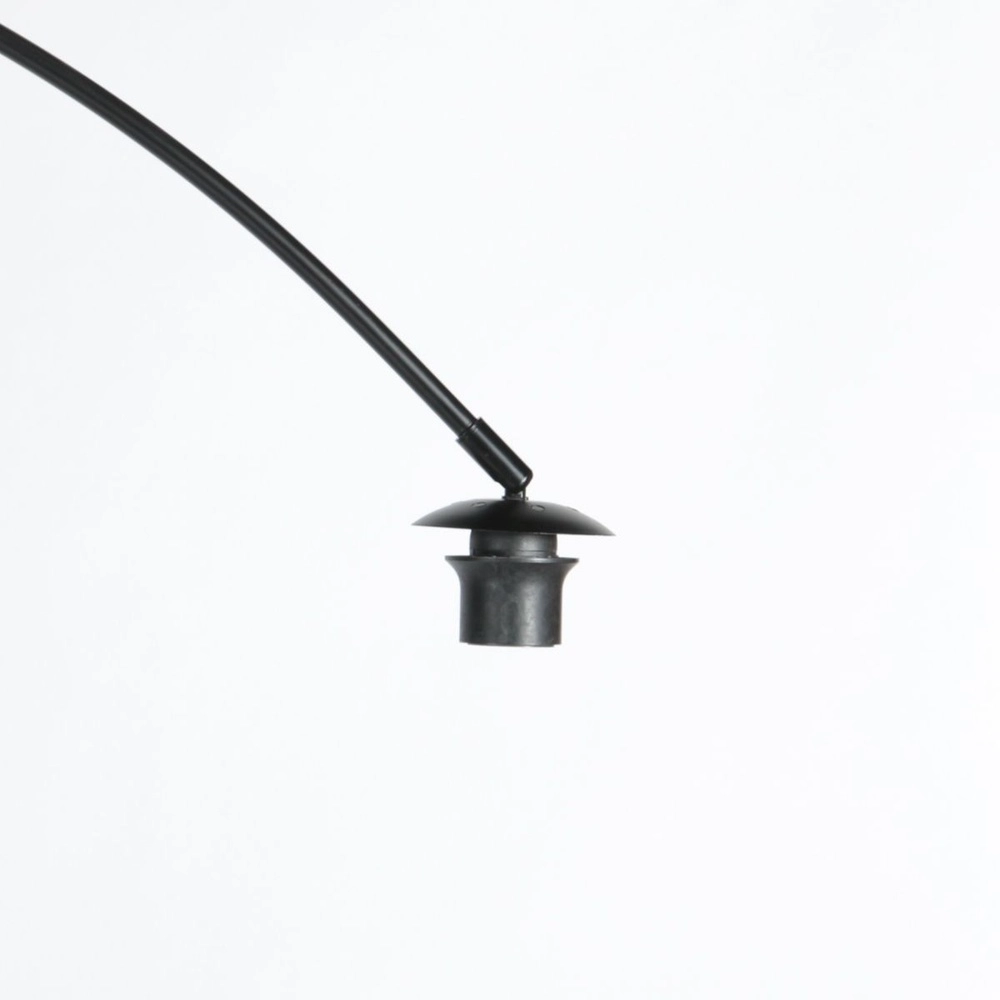 Lampe à arc Curve noir avec capuche en rotin Steinhauer 8712746179576