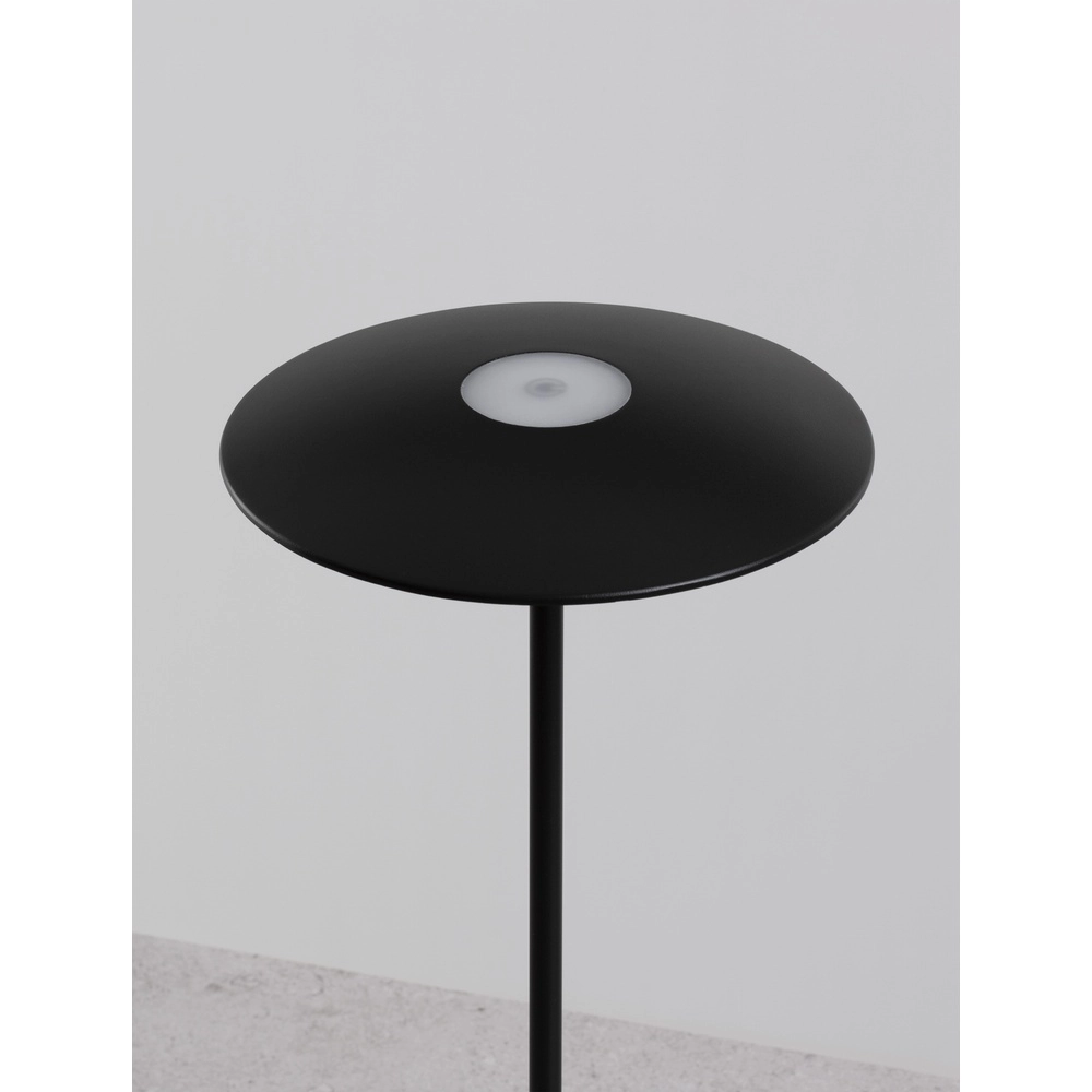 Lampe de table Fumo Noir rechargeable Lyora 5212017432636