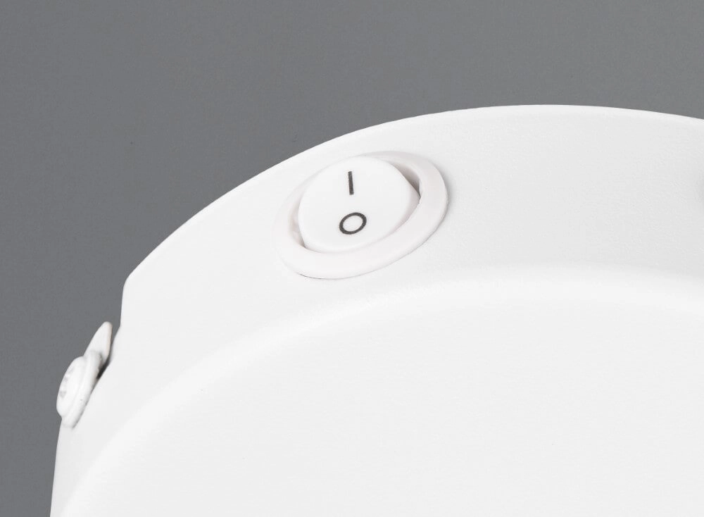 Applique murale design Valentin blanc Trio 4017807637403