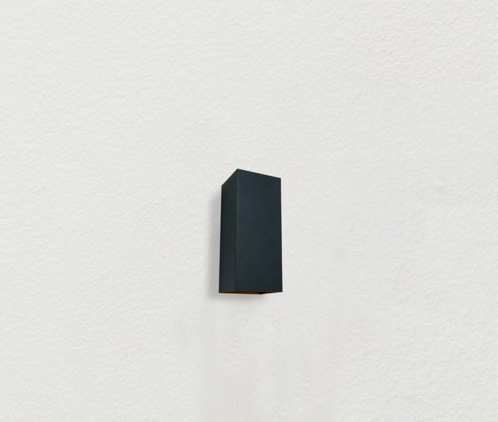 Applique élégante Dante XL noir avec de l'or Artdelight 8719831731497