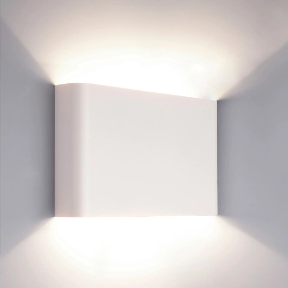 Spot mural blanc Haga