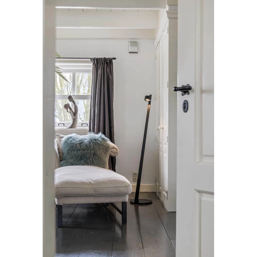 Lampadaire design Omega noir Artdelight 8720701100343