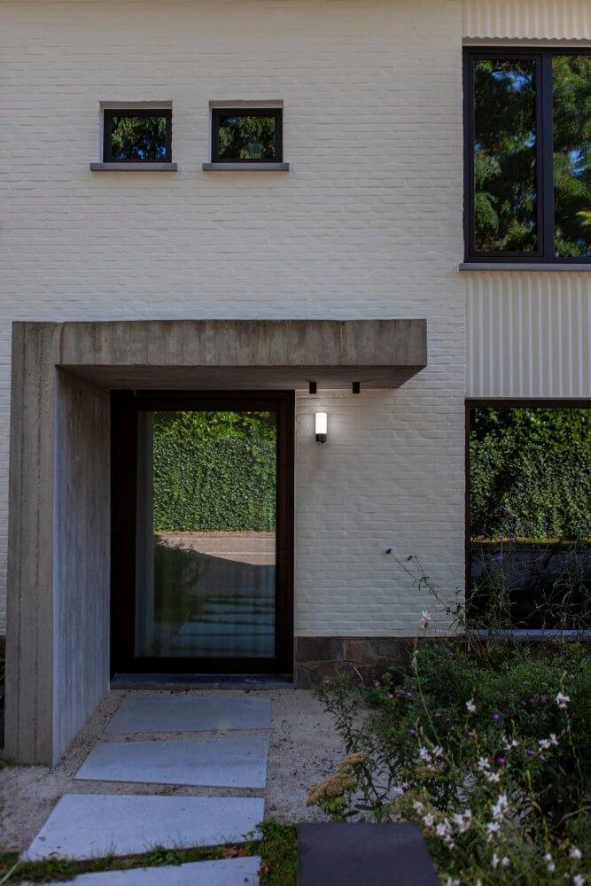 Applique cylindrique Pollux avec un appareil photo Lutec 6939412014036