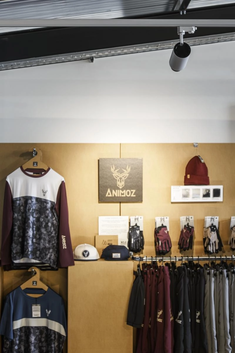 Railspot 3-phasé Numinos Zoom M blanc/noir 3000K - 15 deg SLV 4024163262026