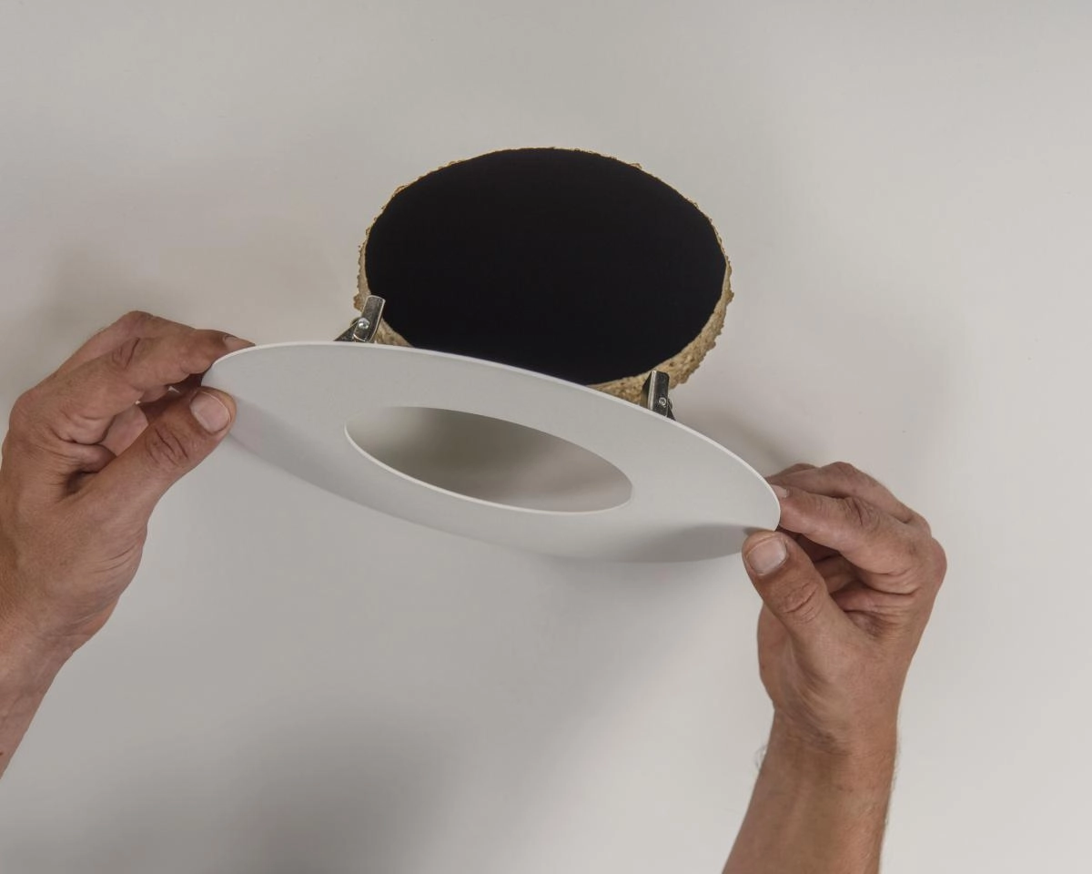 Cadre de montage avant Numinos M rond 240/120mm blanc SLV 4024163262224