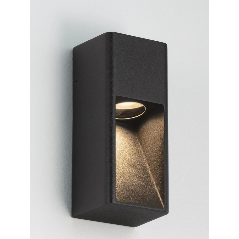 Lampe murale élégante Mazu Noir Lyora 5212063504356