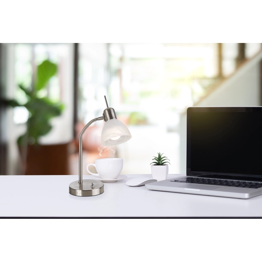 Lampe de bureau classique Daytona nickel Globo 4048194034773