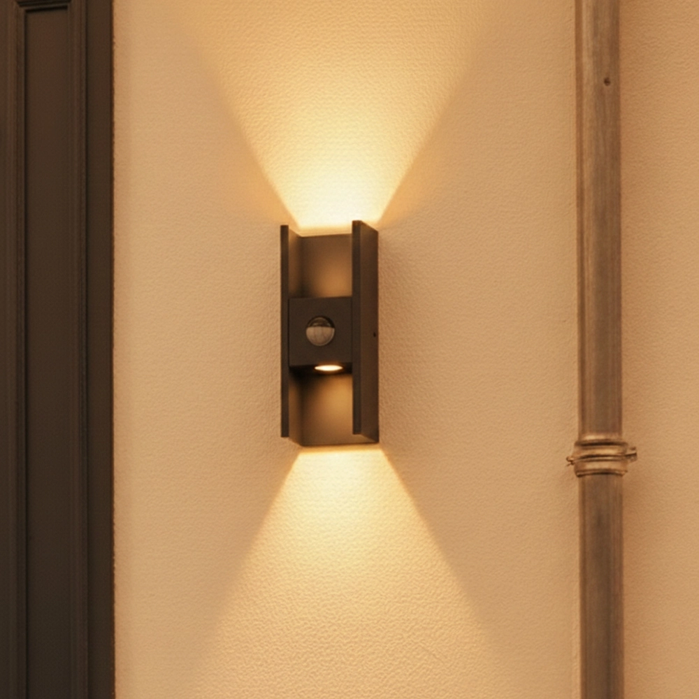 Spot mural Flatt Noir avec capteur