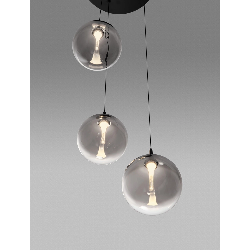 Suspension Orenda Verre fumé à 3 lumières Suspension Orenda Verre fumé à 3 lumières