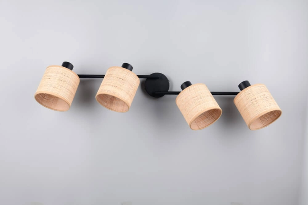 Plafonnier 4 lumières Aimee avec des bouchons de crème Trio 4017807637359