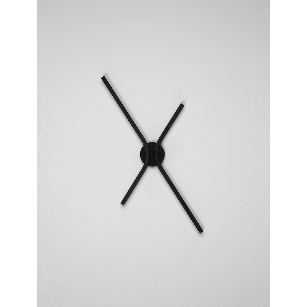 Applique murale design Akro noir Lyora 5212017461759