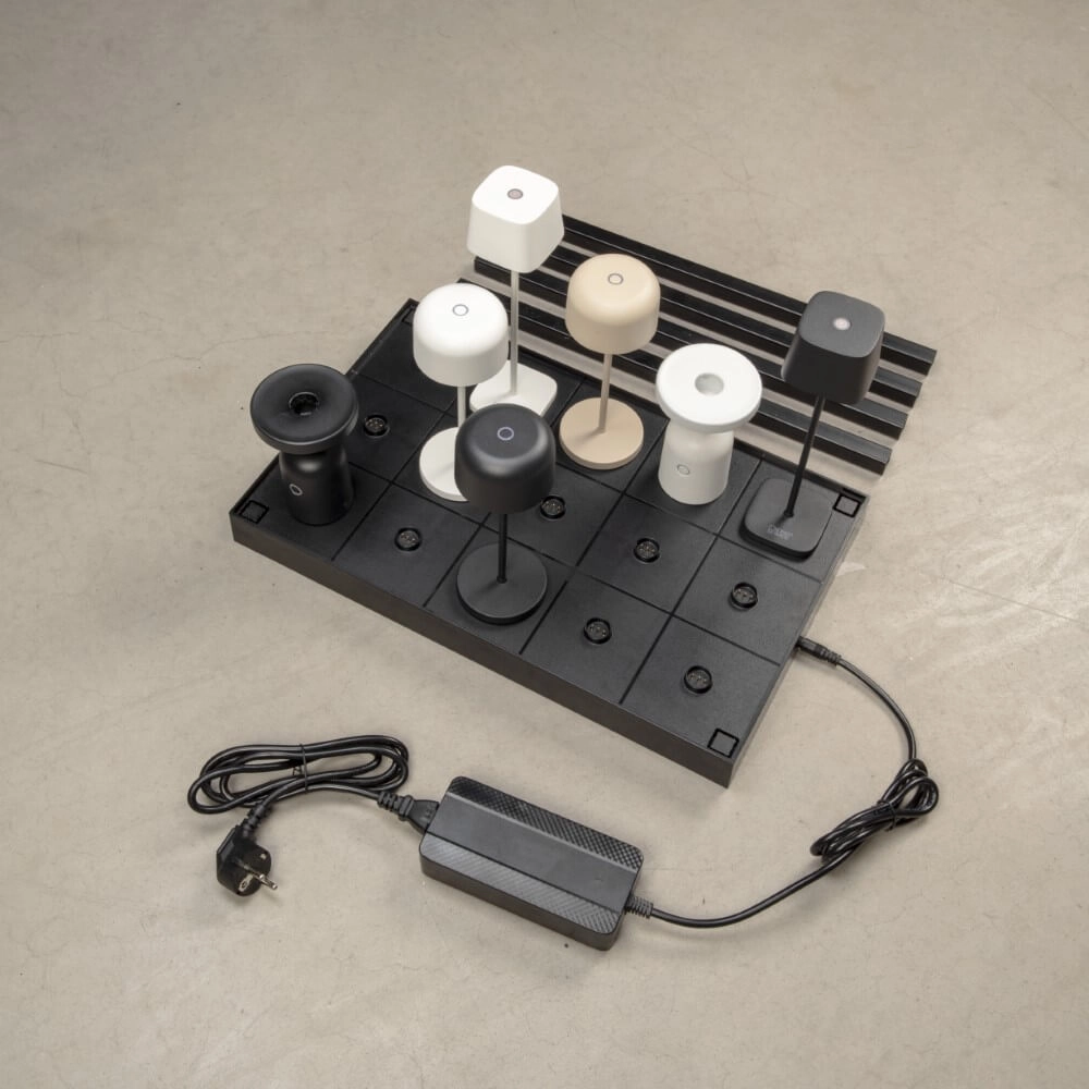 Noir Oplaadpaneel pour 15 lampes de table KonstSmide 7318307836752
