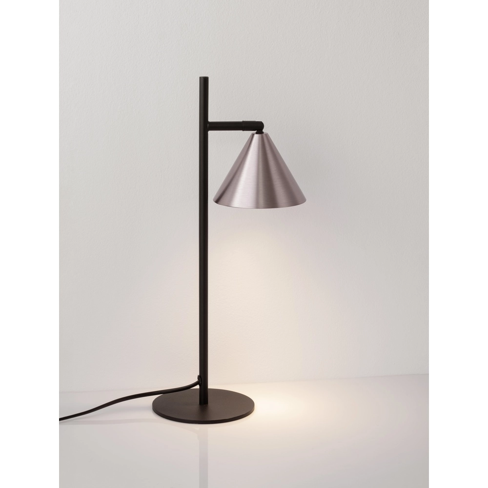 Lampe de table Conico noir avec brun café Lampe de table Conico noir avec brun café