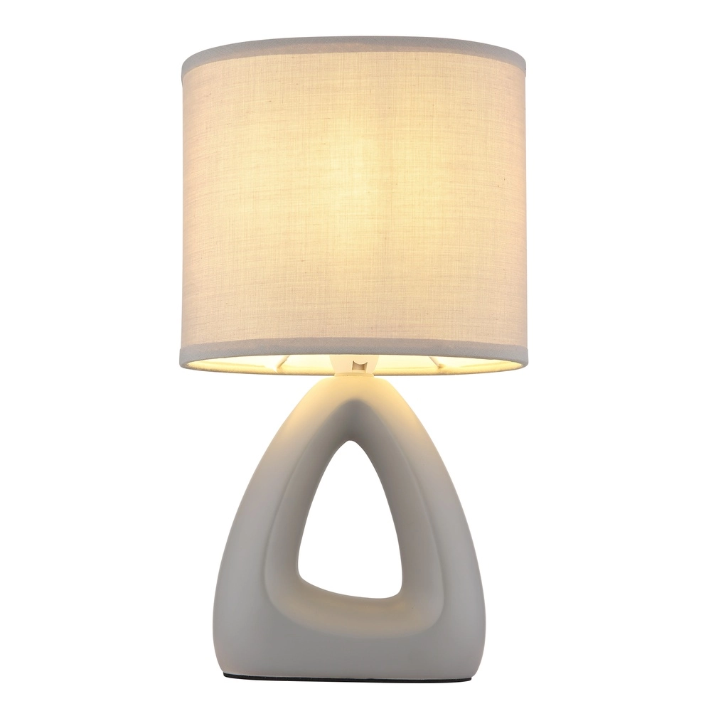 Lampe de table de conception Triangle gris Globo 9007371475513