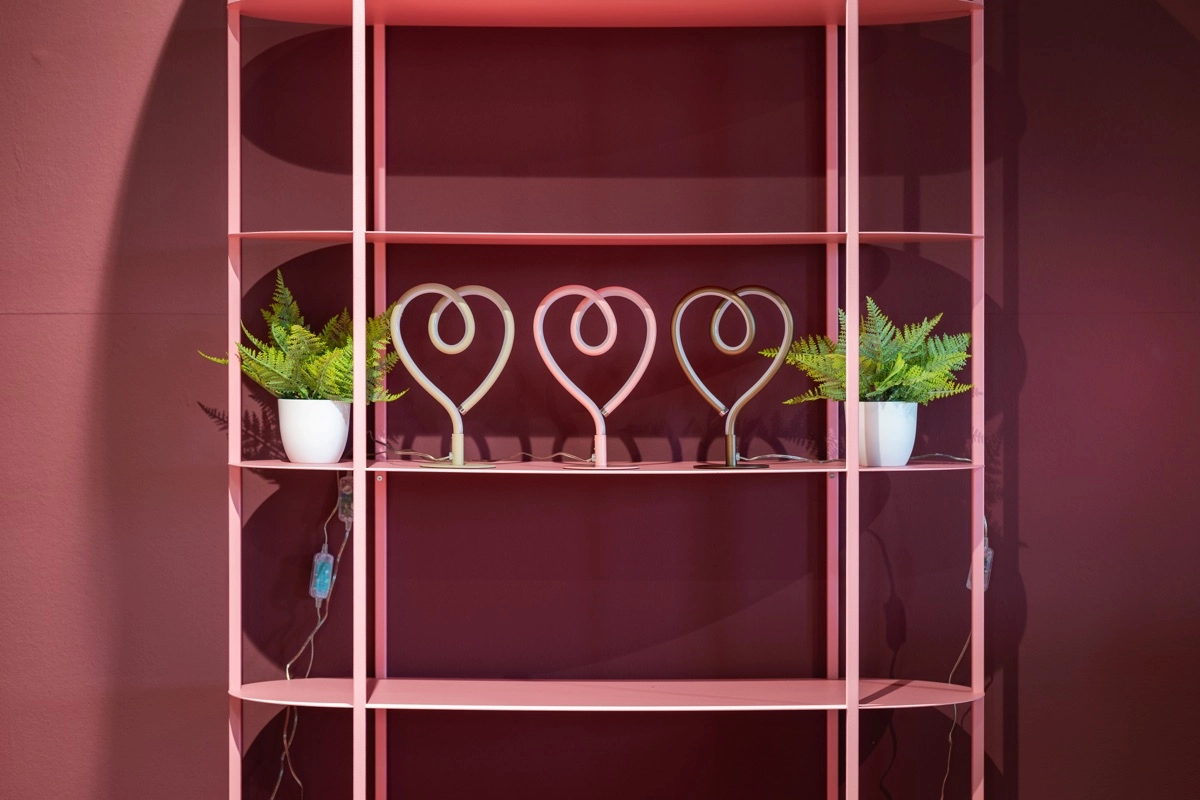 Lampe de table en forme de cœur Lovie rose ETH 8720195312086