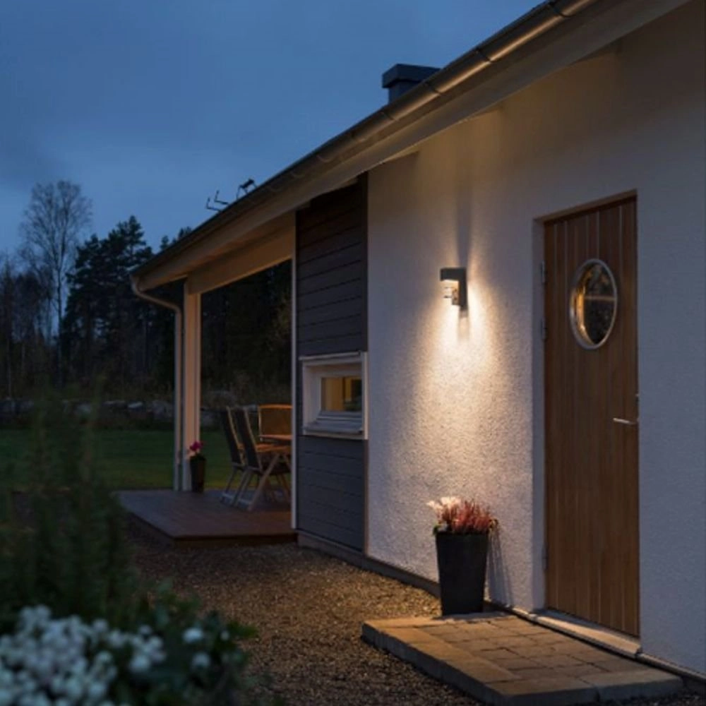 Spot mural LED Acerra pour l'extérieur KonstSmide 7318307957372