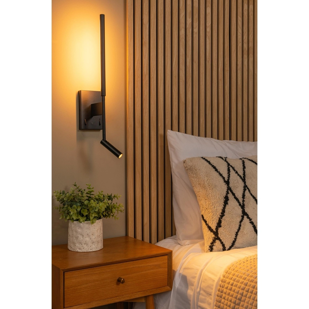 Lampe murale de conception Finan avec lampe de lecture et point de charge USB noirs Lucide 5411212680020
