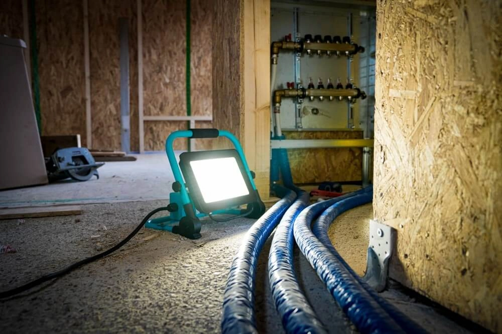 Lampe de chantier à LED Avelar 100W Eglo 9008606258413