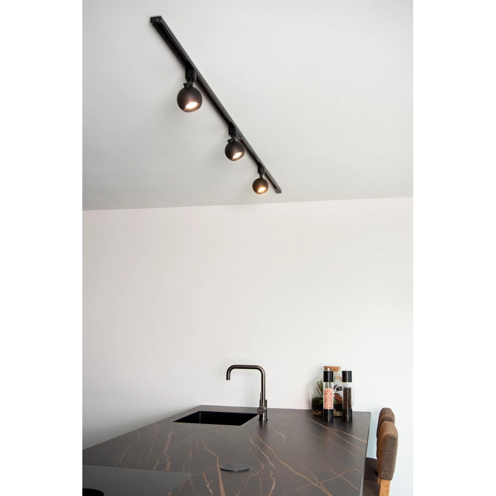 Spot ferroviaire Track Favori Noir monophasé Lucide 5411212093349