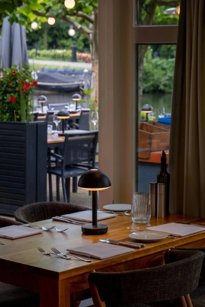 Lampe de table rechargeable Bug Black Humble 7446023313315