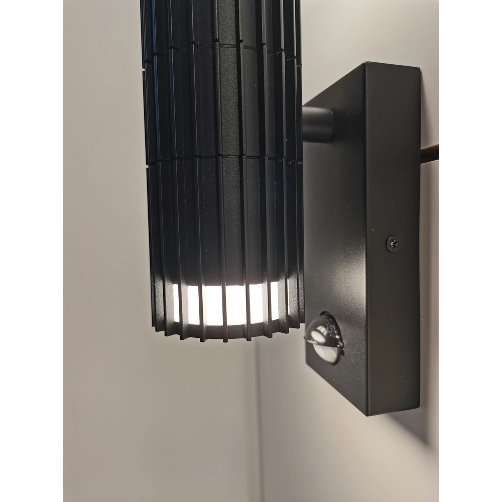 Applique murale Detroit Noir avec capteur Searchlight 5053423300061