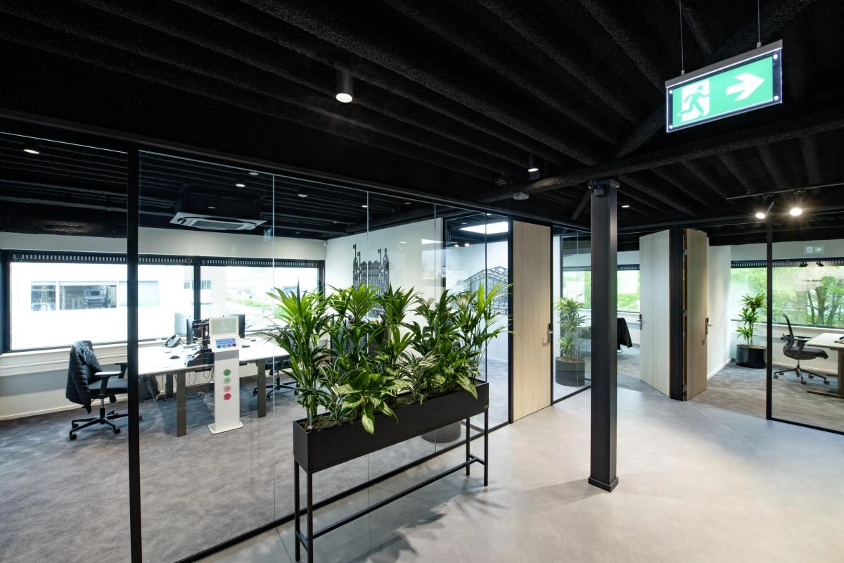 Spot en saillie Numinos S cylindre noir 3000K - 36 deg SLV 4024163242813