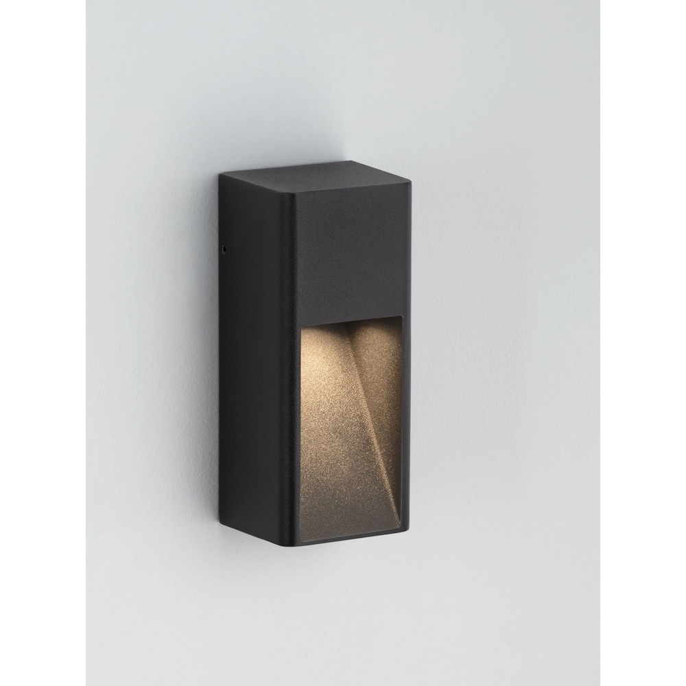 Lampe murale élégante Mazu Noir Lyora 5212063504356