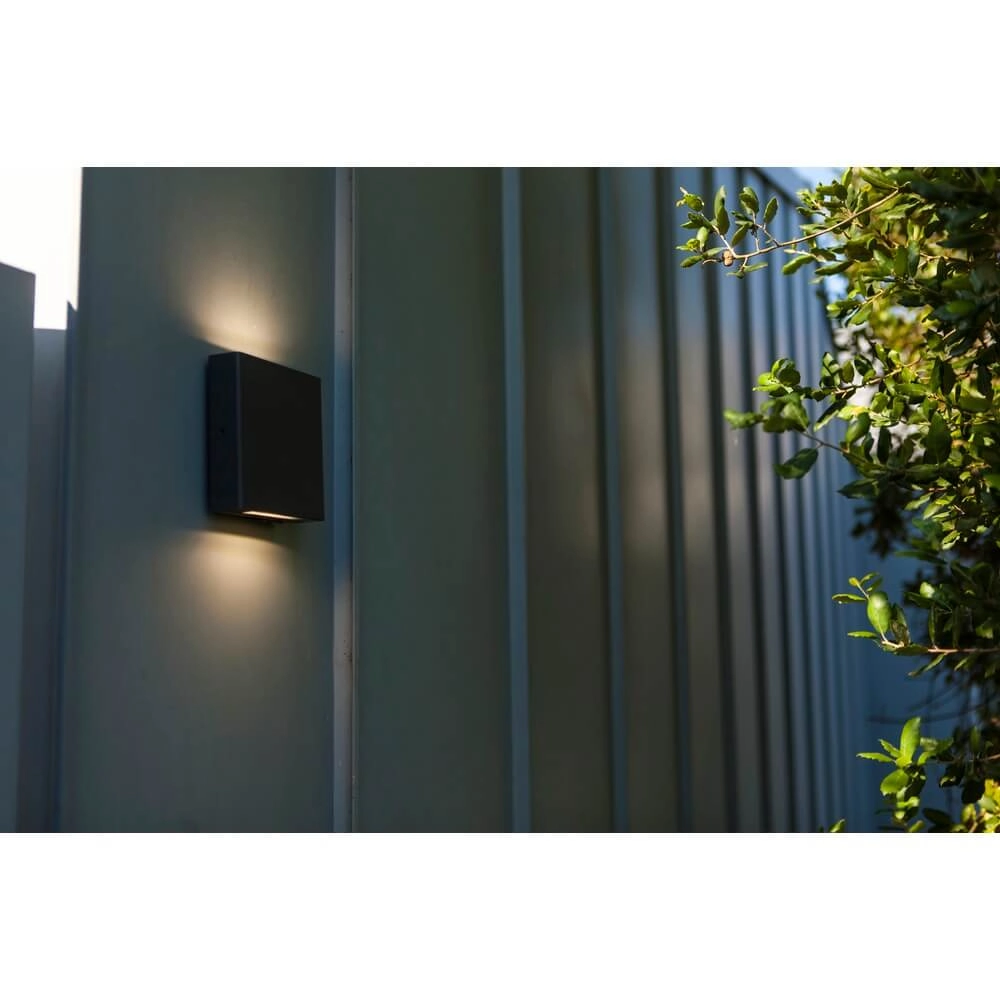 Led vers le haut et vers le bas Pili Lutec 6939412016788