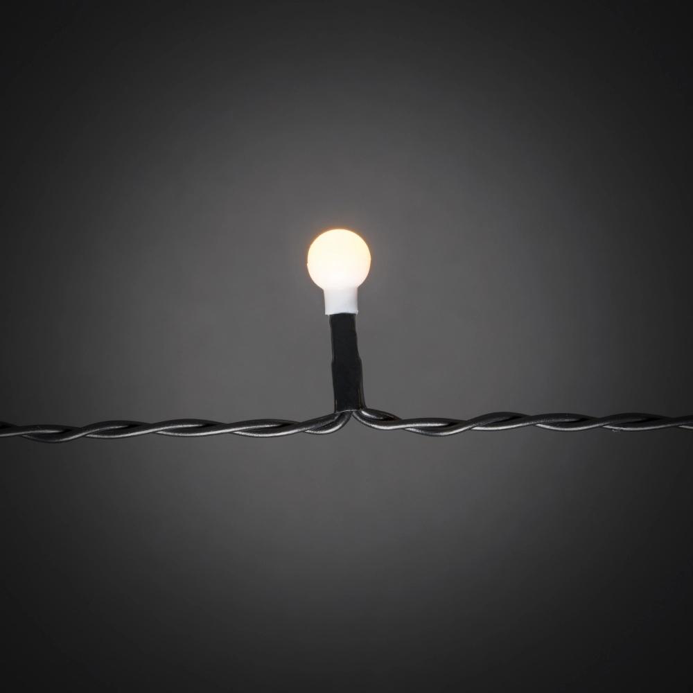 Manteau léger 560 Led pour le sapin de Noël KonstSmide 7318306329804