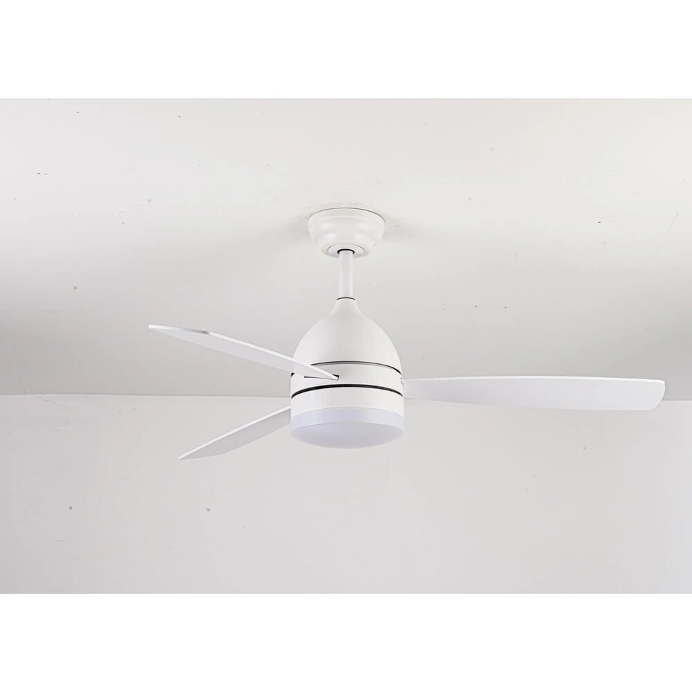 Ventilateur de plafond avec lampe Vector Ø 122cm Beacon 9333509195870