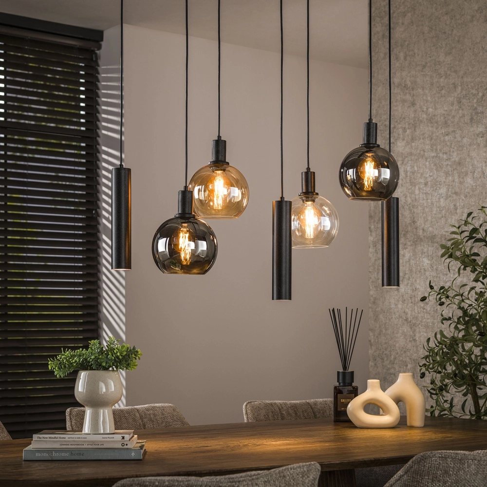 Lampe pendante de table à manger Sfera avec des boules de verre et des pendentifs