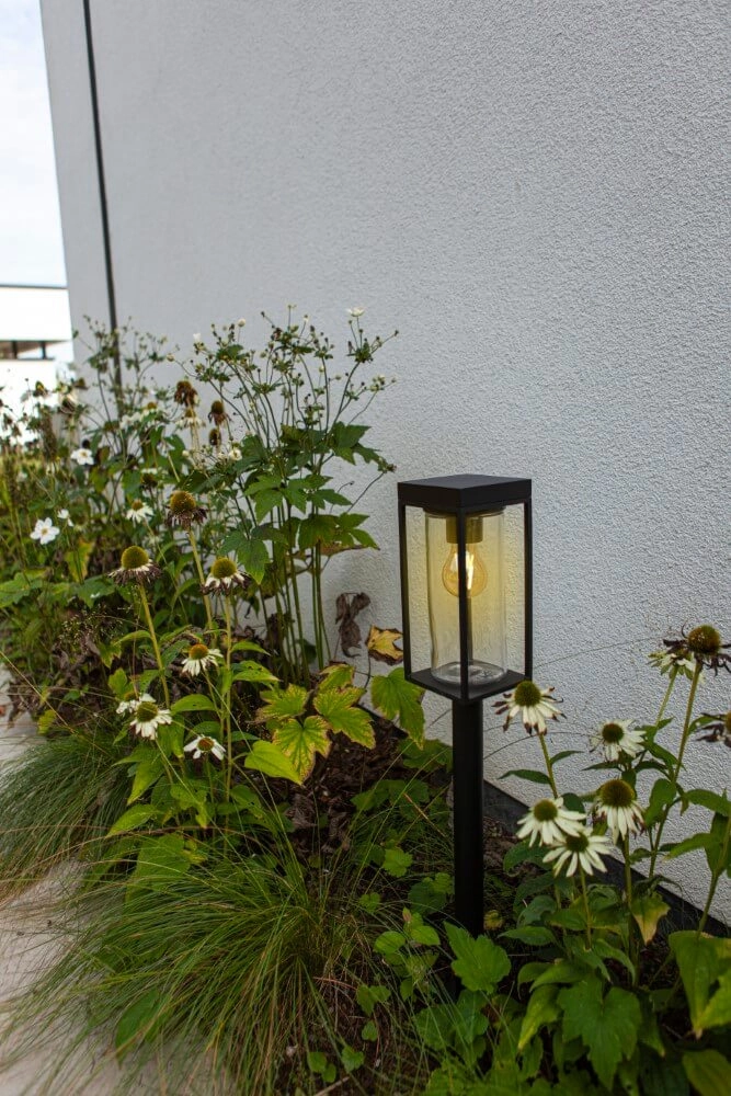 Lampe de jardin sur pied Flair solaire noir Lutec 6939412070766