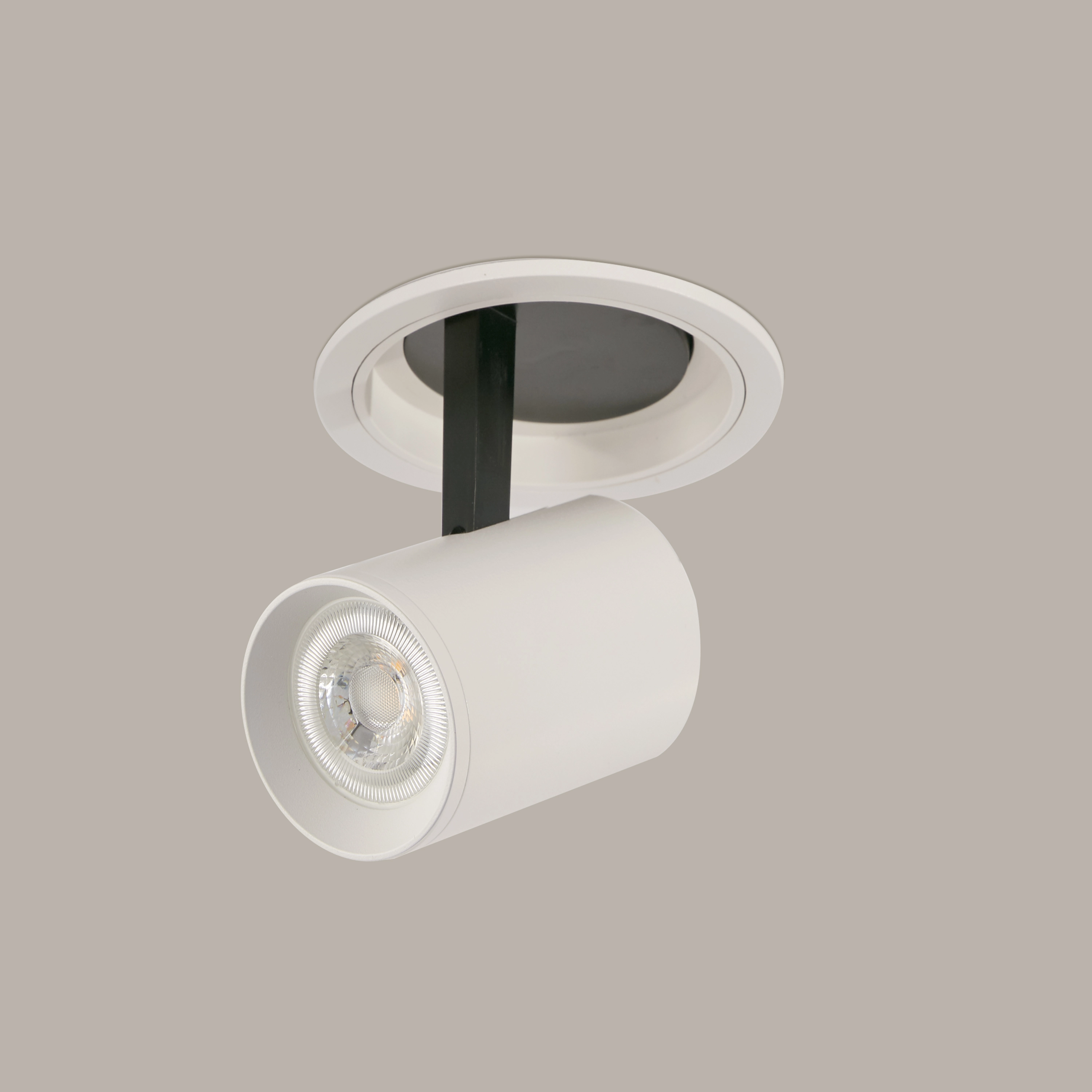 Projecteur encastré Polo blanc avec un bord Lyora 5053423275567